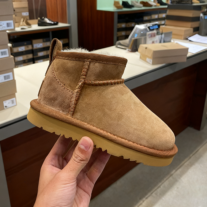 专柜正品代购免费试穿儿童雪地靴