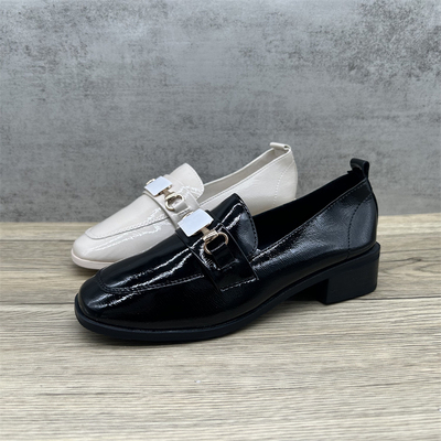 方头乐福鞋女亮皮小皮鞋一脚蹬