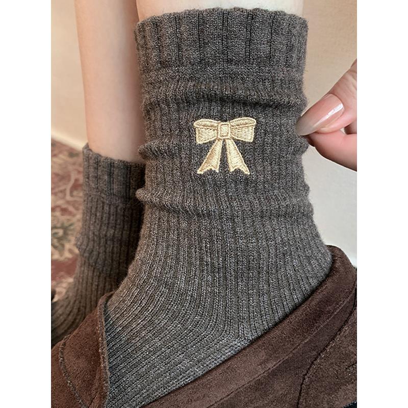 咖色美拉德袜子女秋冬季中筒袜纯棉长袜春秋蝴蝶结堆堆袜配小皮鞋