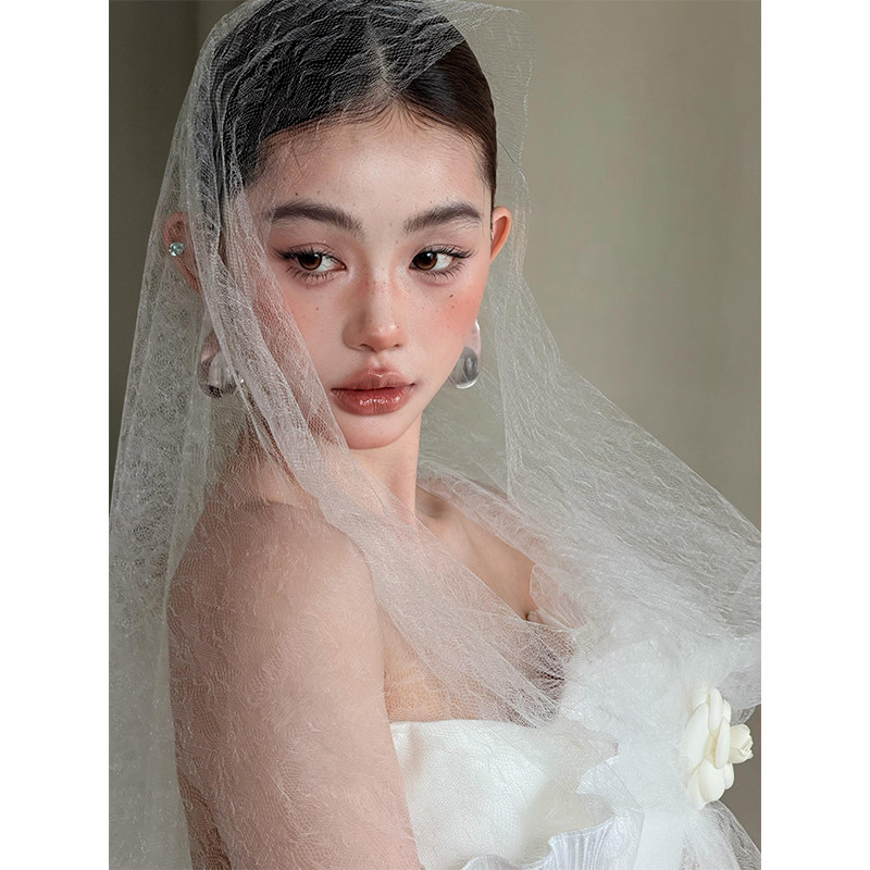 韩式水晶蕾丝头纱新娘主婚纱超仙图片