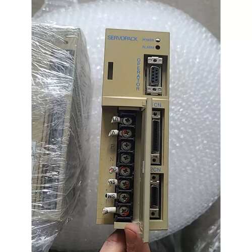 议价伺服驱动器SGDE-02AP//可维修