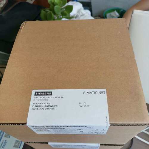 议价XC208可管理层面2IE8口交换机6G