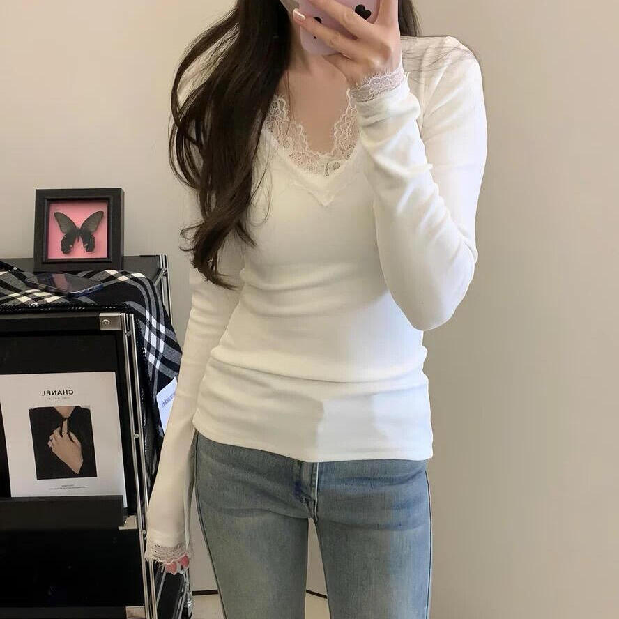 蕾丝拼接v领T恤磨毛保暖打底衫女