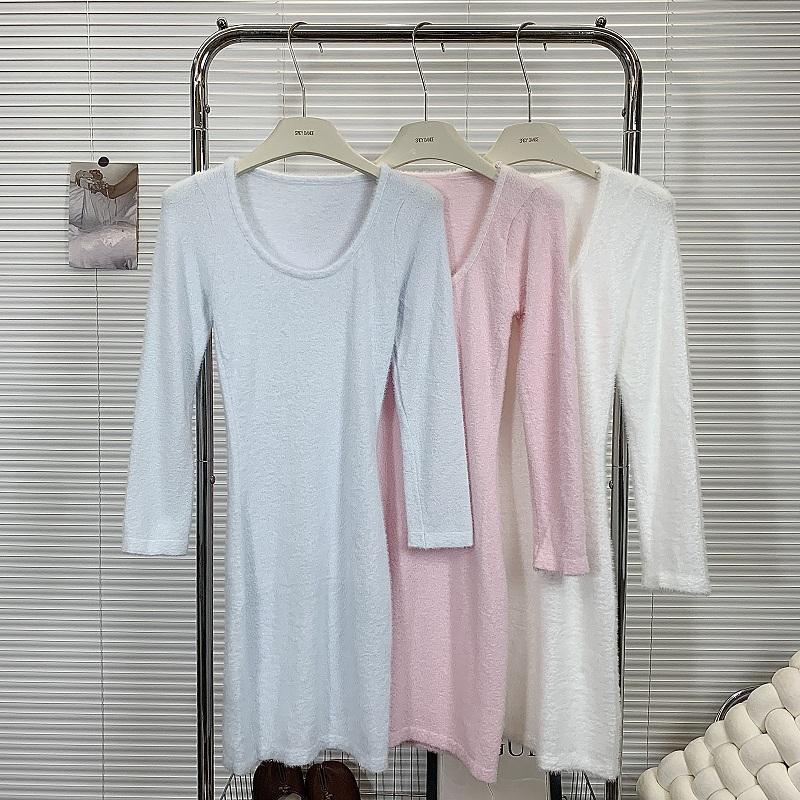 95折新款小黑裙针织连衣裙