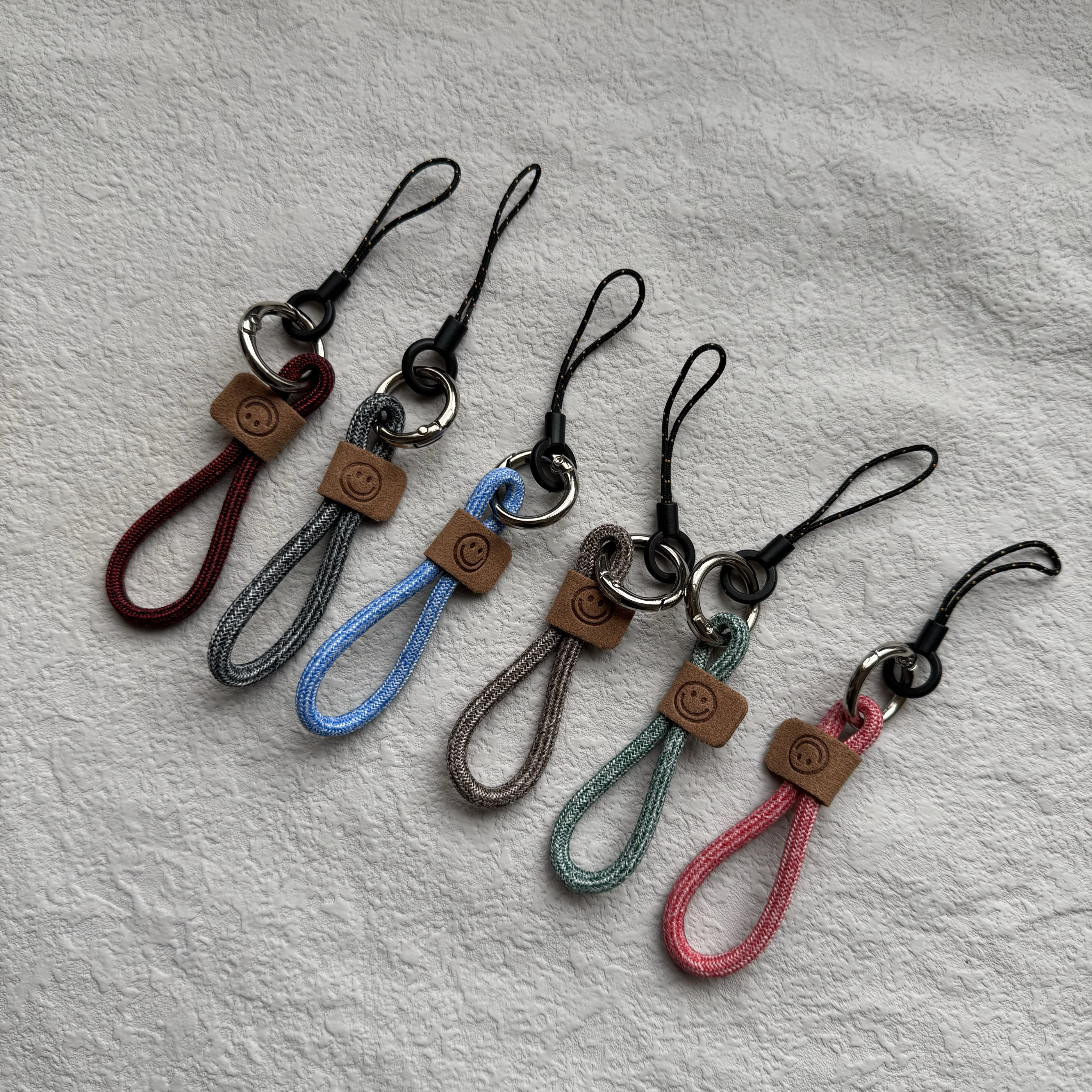 时尚花纱ins笑脸手机壳短款手指绳钥匙链饰品挂饰防丢防摔指环扣