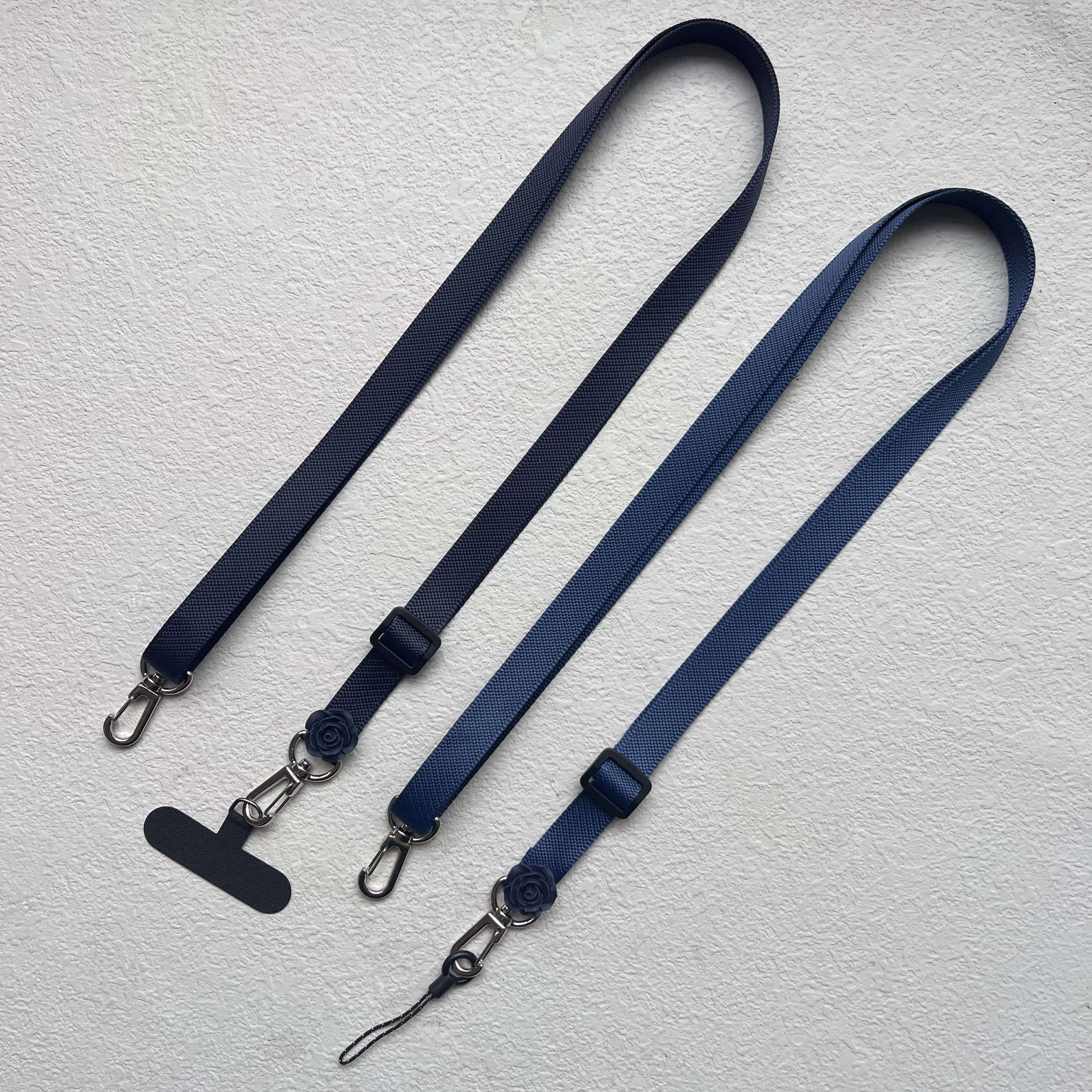 时尚百搭简约小众魅蓝深蓝色山茶花手机壳调节斜背绳垫片斜挎绳