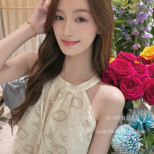 吸睛爆款 26899 2色闪闪亮片挂脖设计小衫