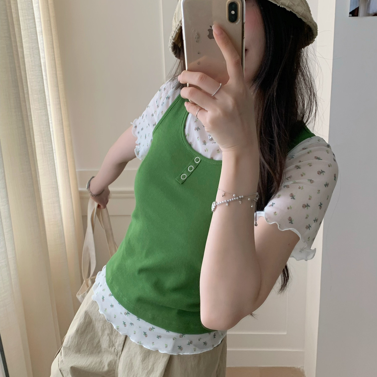 显瘦碎花短袖T恤+背心两件套套装(不含下装)HTZ26482