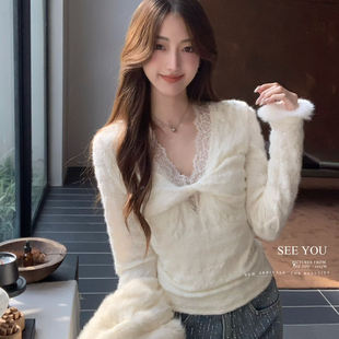 奶白雪绒花冬季 2689 磨毛蕾丝扭结保暖打底小衫