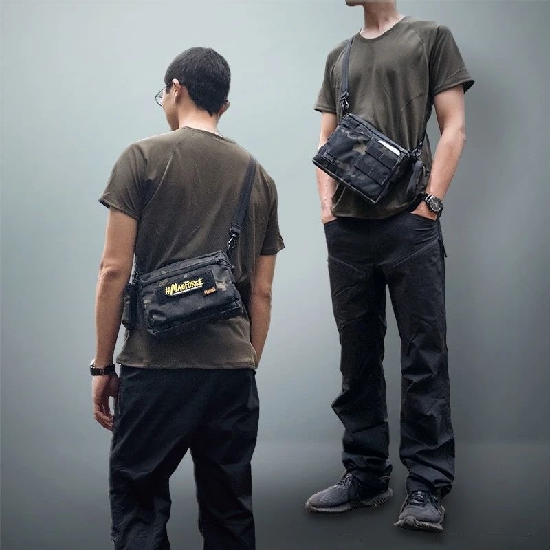 单肩斜挎包男台湾马盖先小方侧包