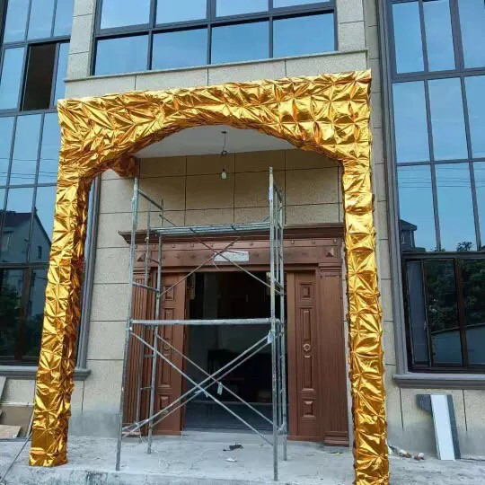 褶皱烫金布料包柱子抓皱装饰布包树金布包墙装饰金色婚庆节日舞台