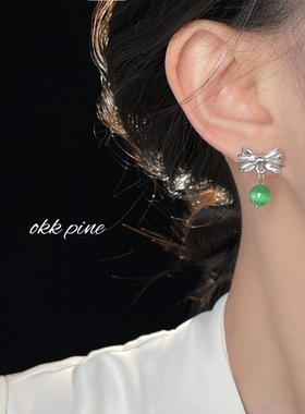 okk pine 博主通勤优雅绿色耳饰玻璃猫眼石森系气质蝴蝶结耳环女