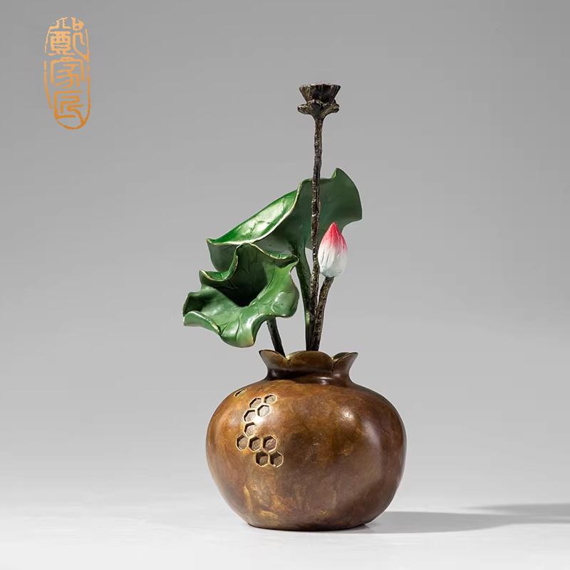 《出水芙蓉》郑家匠黄铜荷花摆件工艺品铜器新中式客厅玄关装饰