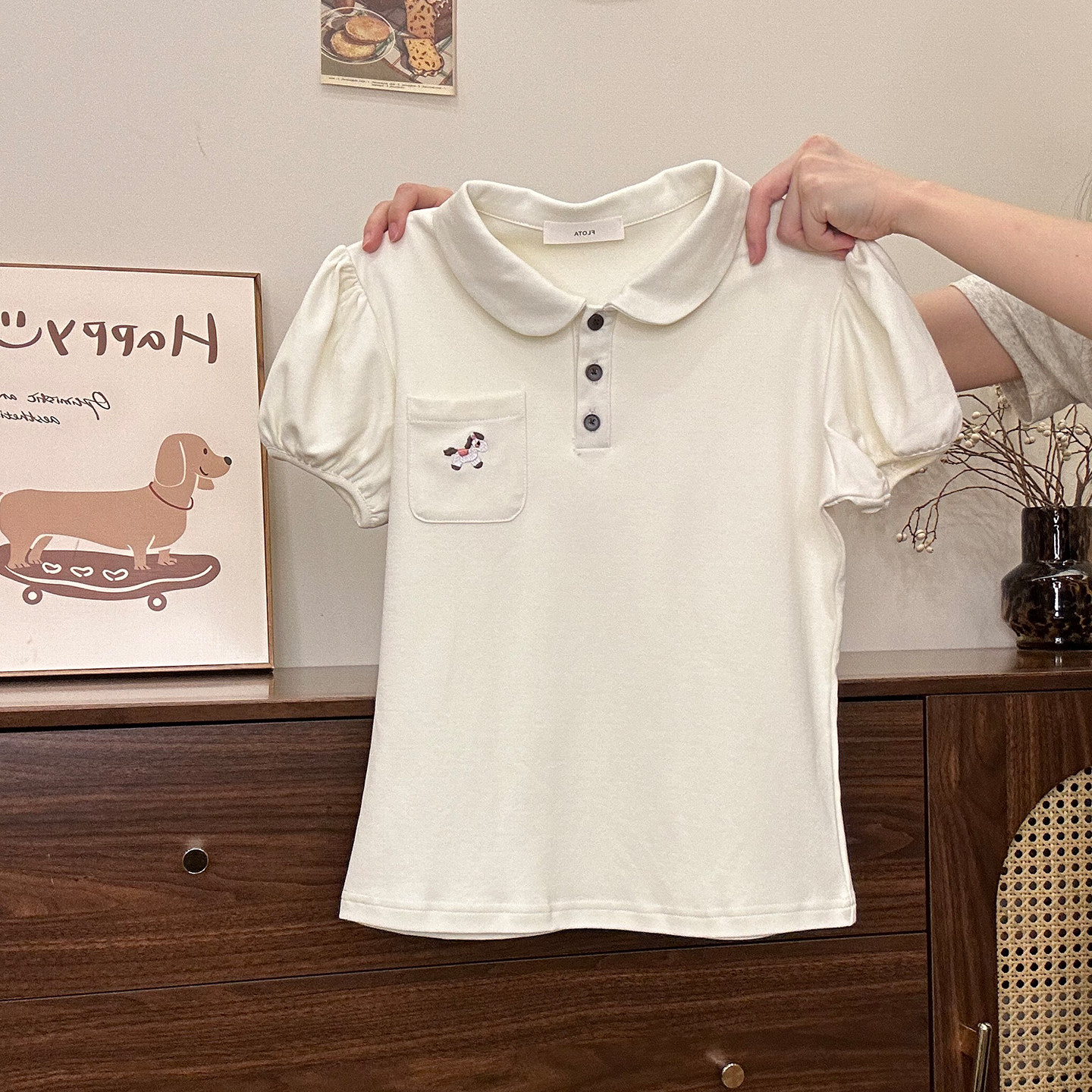 奶油的宇宙 刺绣卡通口袋polo正肩短袖T恤女甜妹修身泡泡袖短上衣