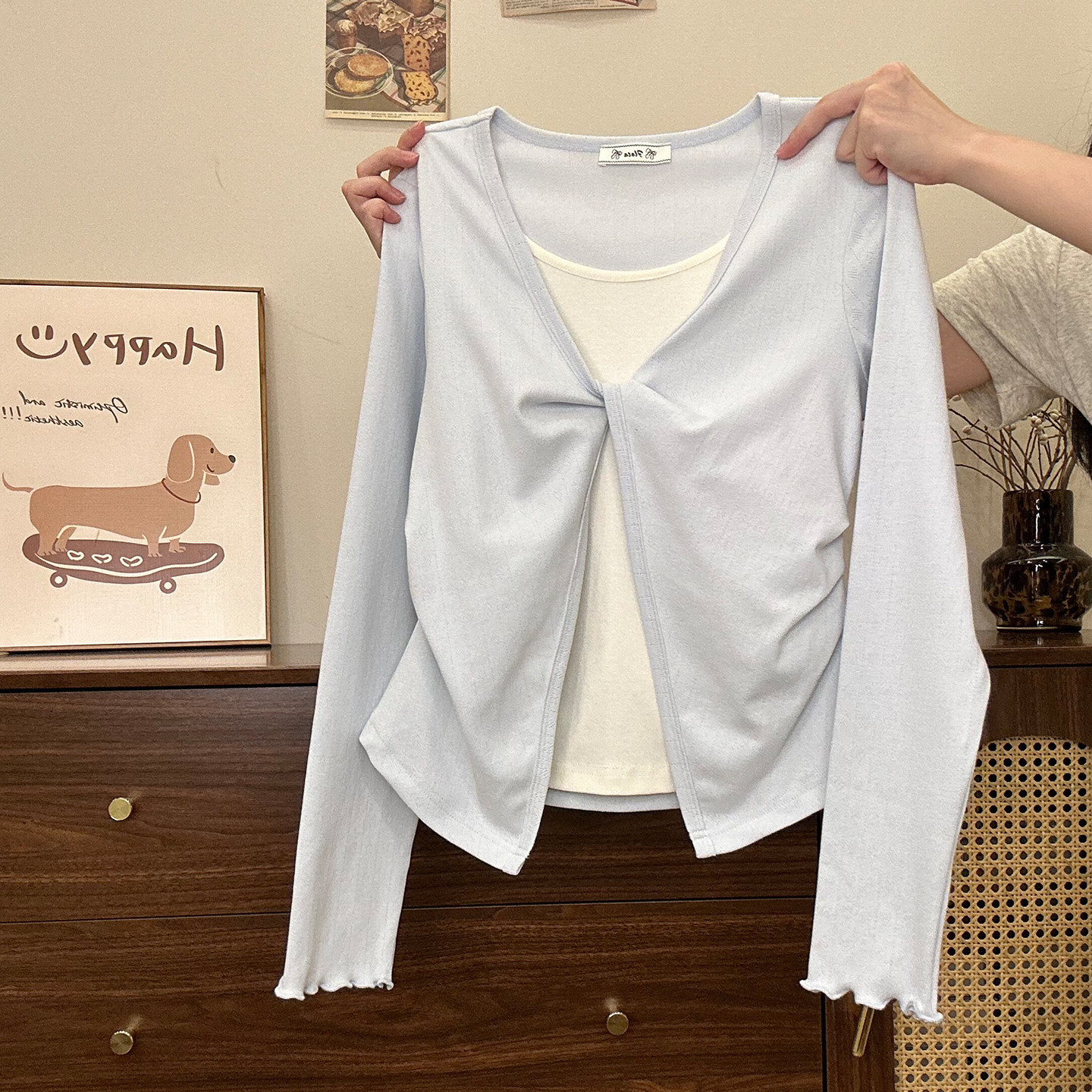 奶油的宇宙 设计感扭结撞色假两件内搭长袖T恤女早秋甜美收腰上衣