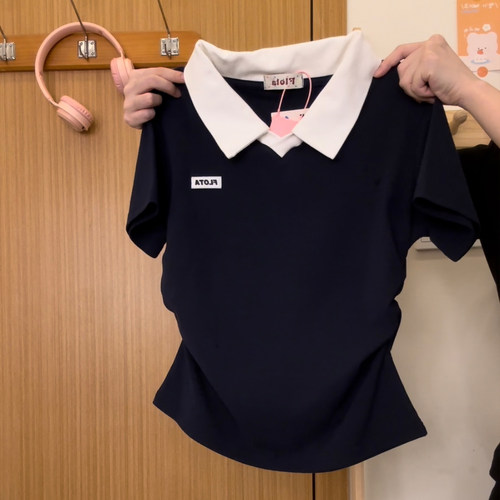 贴标藏青色polo正肩短袖T恤女
