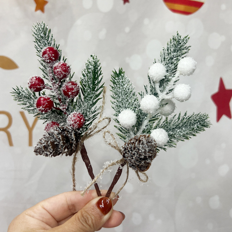 圣诞节插枝装饰雪花松针花枝配件仿真松果红果浆果圣诞节装饰布置