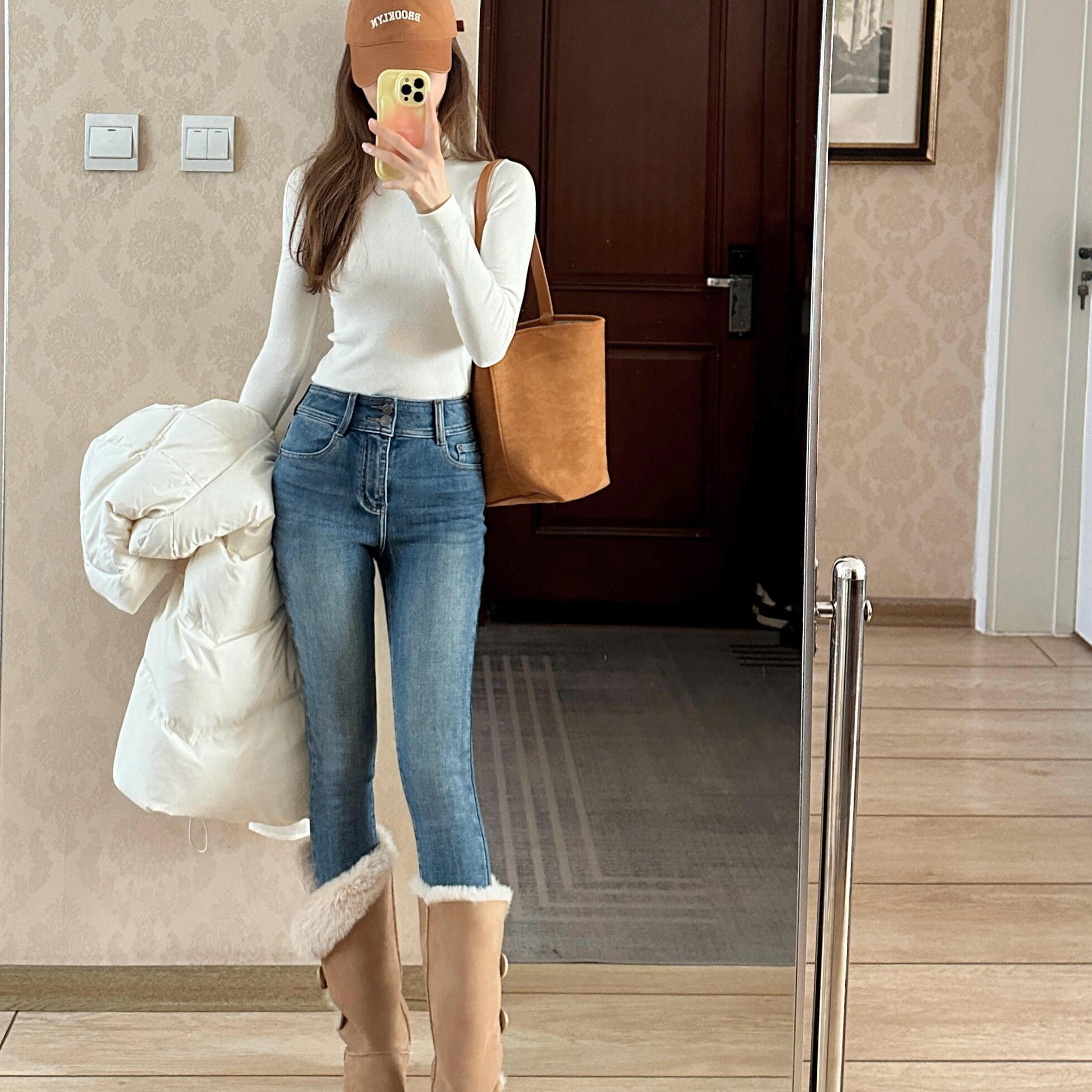 复古蓝小脚牛仔裤女2025秋冬新款高腰双扣铅笔紧身加绒加厚牛仔裤