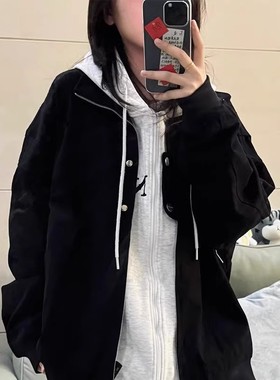 美式复古黑色棒球服外套女春秋季新款设计宽松百搭情侣飞行员夹克