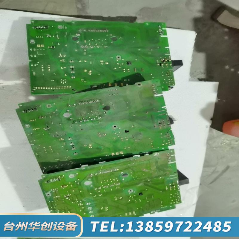 丹佛斯FC301变频器主板130B7002  2驱动板13.议价