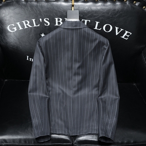 2025春款男士修身西服-电商D252-3318P150沙发图图片