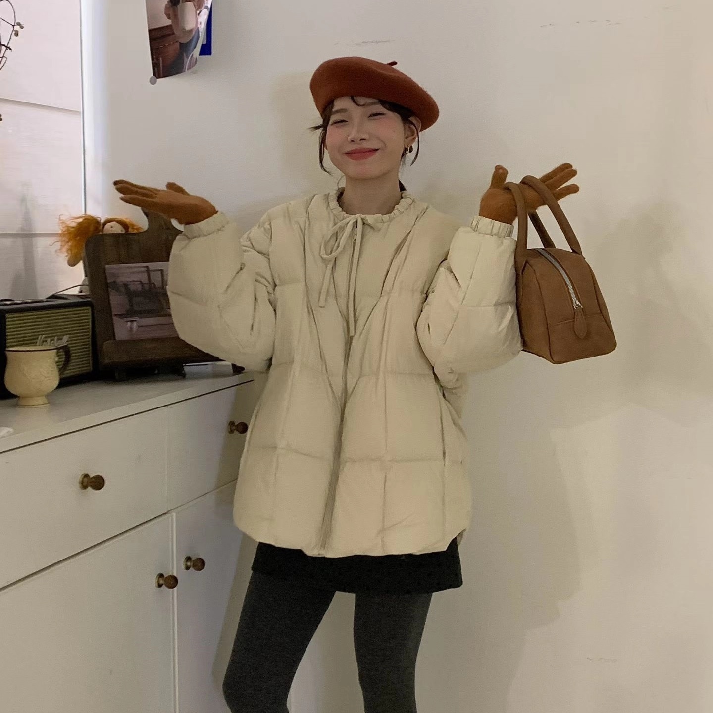 时尚圆领甜美蝴蝶结绑带羽绒服