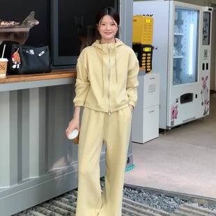 韩系加绒加厚运动套装女2025秋冬连帽卫衣短外套＋直筒休闲阔腿裤