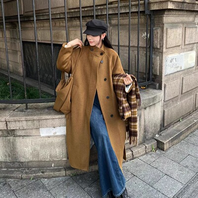 韩系立领氛围感配包包长款呢大衣