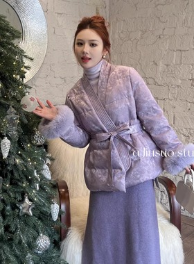 新中式气质V领国风羽绒服女2025冬季收腰显瘦90白鸭绒狐狸毛外套