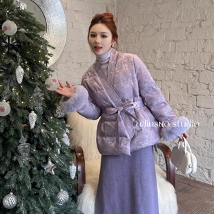 新中式气质V领国风羽绒服女2025冬季收腰显瘦90白鸭绒狐狸毛外套