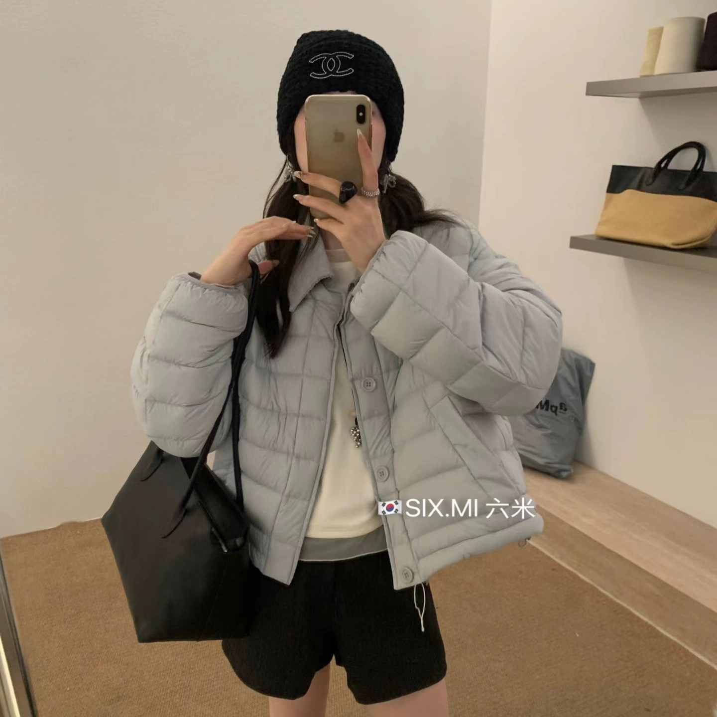 假两件翻领撞色短款羽绒服女