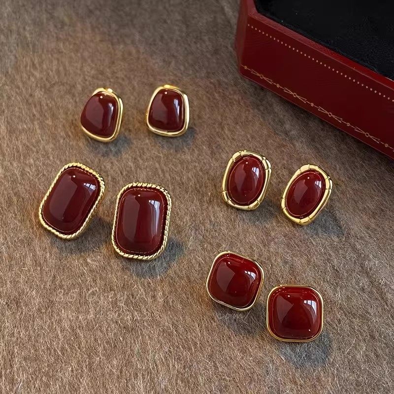 奥特莱斯品牌折扣店撤柜清仓捡漏轻奢感红色滴釉耳钉耳饰女配饰潮,居家布艺,珠子/钻饰/花朵等配饰,淘宝优惠券,粉丝福利购,淘宝优惠卷