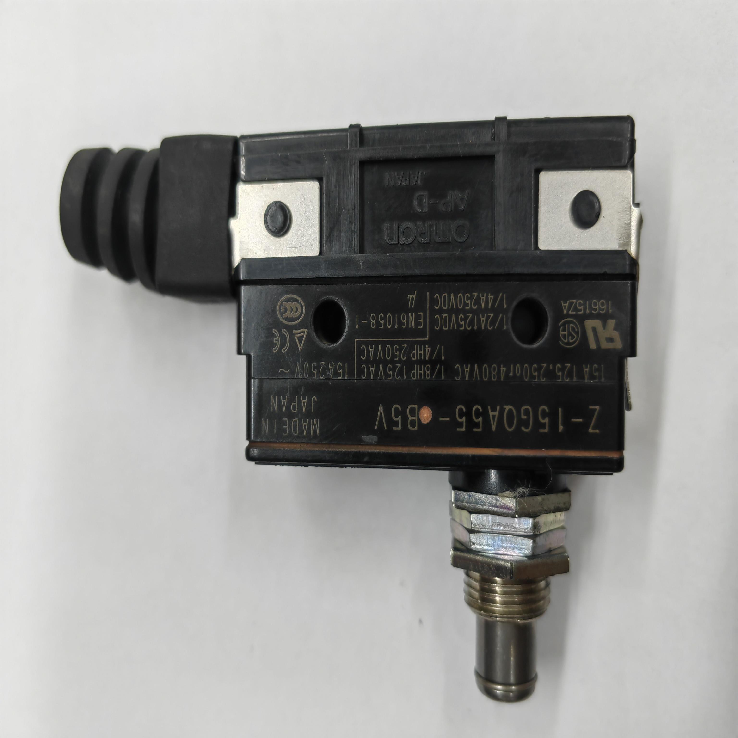 Z-15GQA55-B5V  Z-15GQA55 微动开关欧姆龙原装正品TM-1308同款