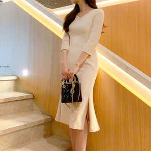 鱼尾连衣裙女高级感中长袖春季开叉收腰春秋修身气质杏色西装裙3