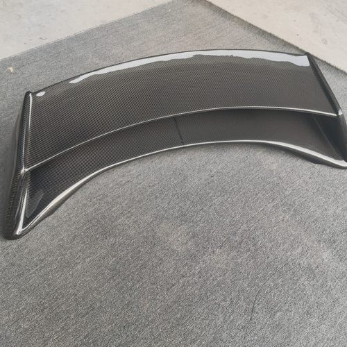 GT大尾翼树脂纤维370ZAmuse款