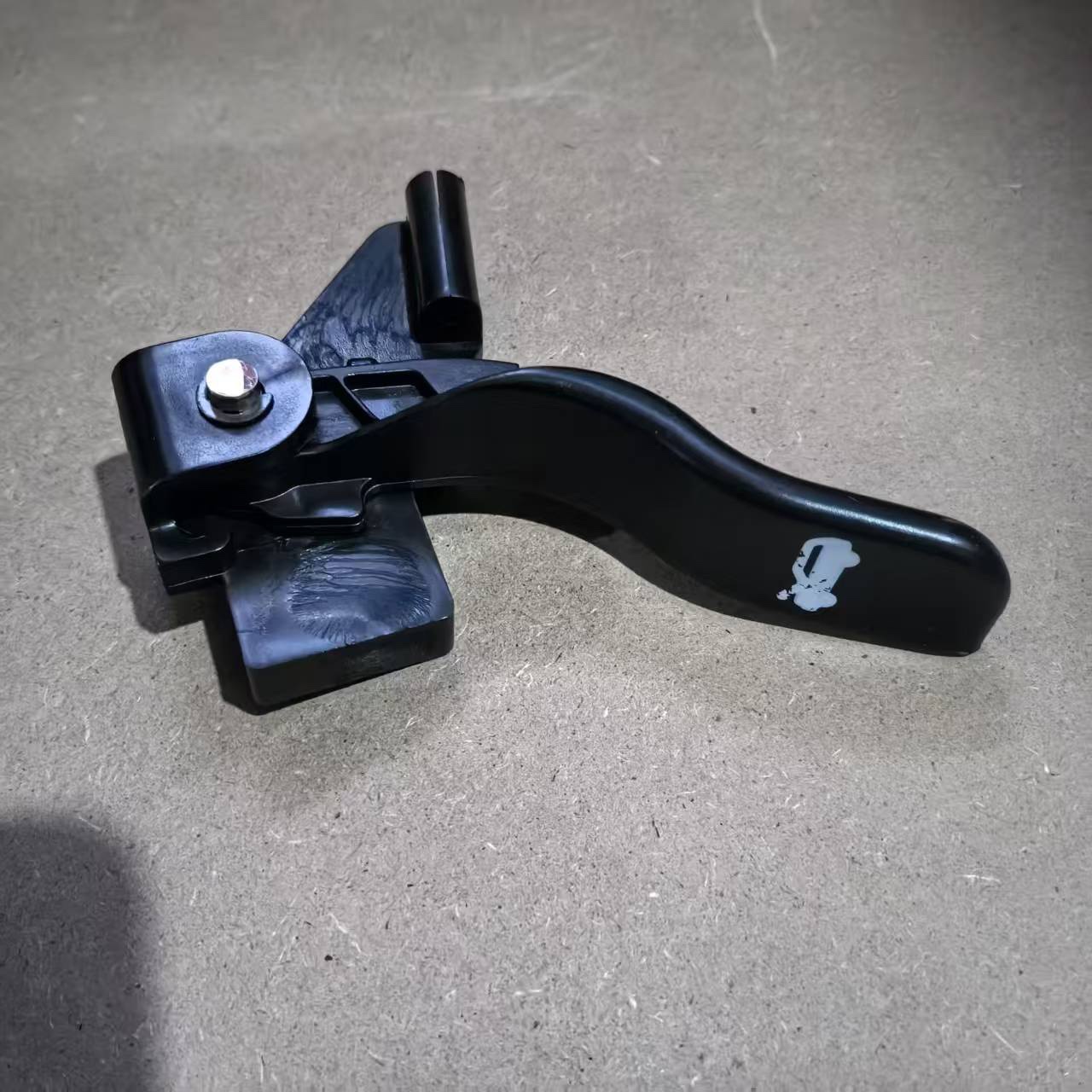 适用长安睿行M80前机盖拉手m80引擎盖开启手柄扣手发动机配件