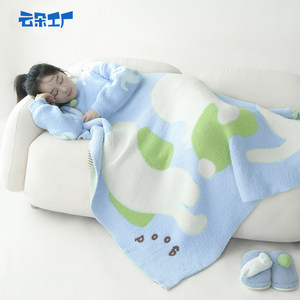 云朵工厂小猫睡觉盖毯可爱柔软半边绒办公披肩毯午睡沙发毯空调毯