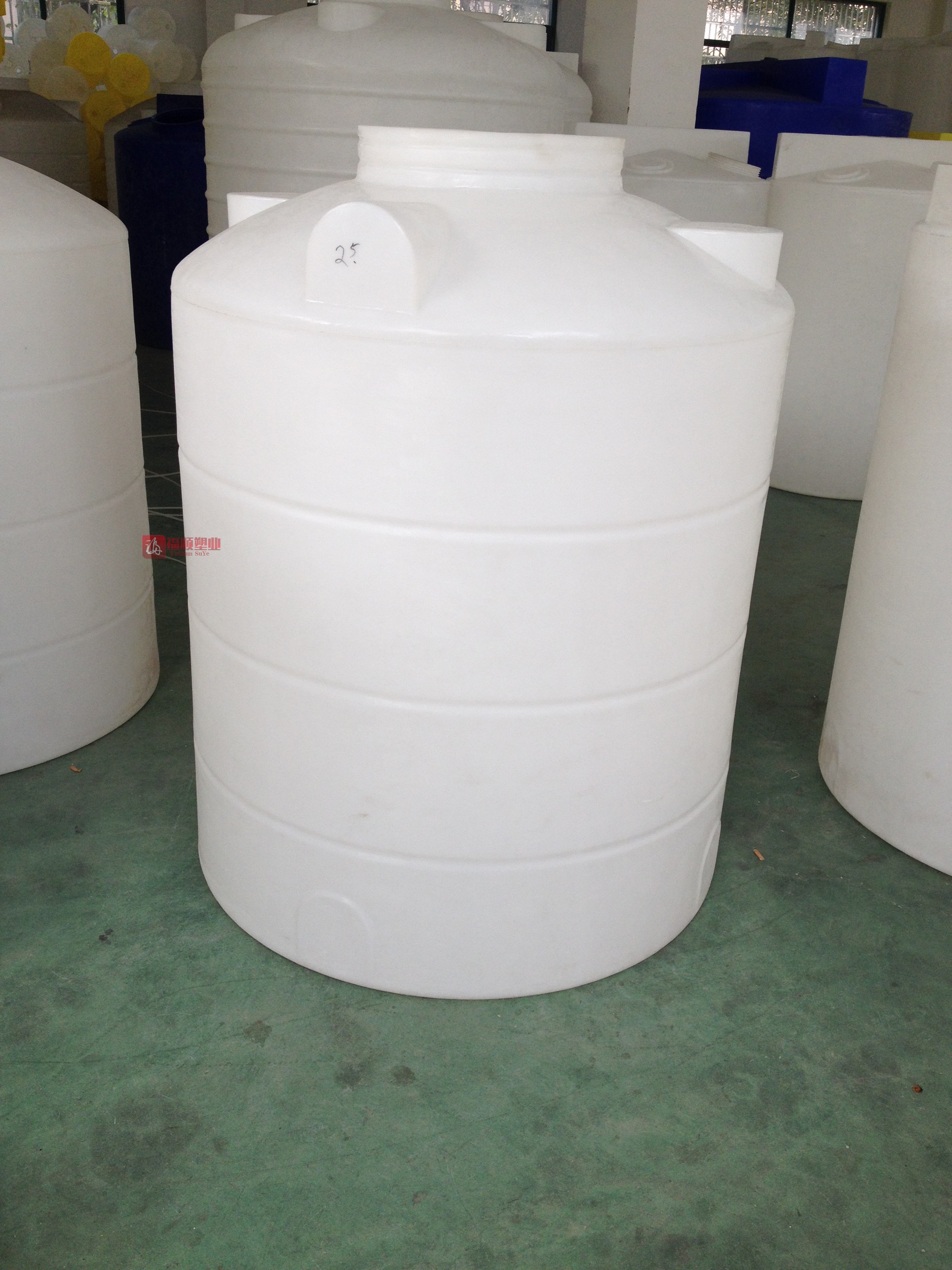 250L-50噸無塑料異味1噸塑料水箱食品級1500LPE蓄水塔2噸化工儲罐在類目 戶外/登山/野營/旅行用品, 飲水用具/盛水容器, 水桶中 - 來自Buy2taobao.com提供專業的淘寶代購服務