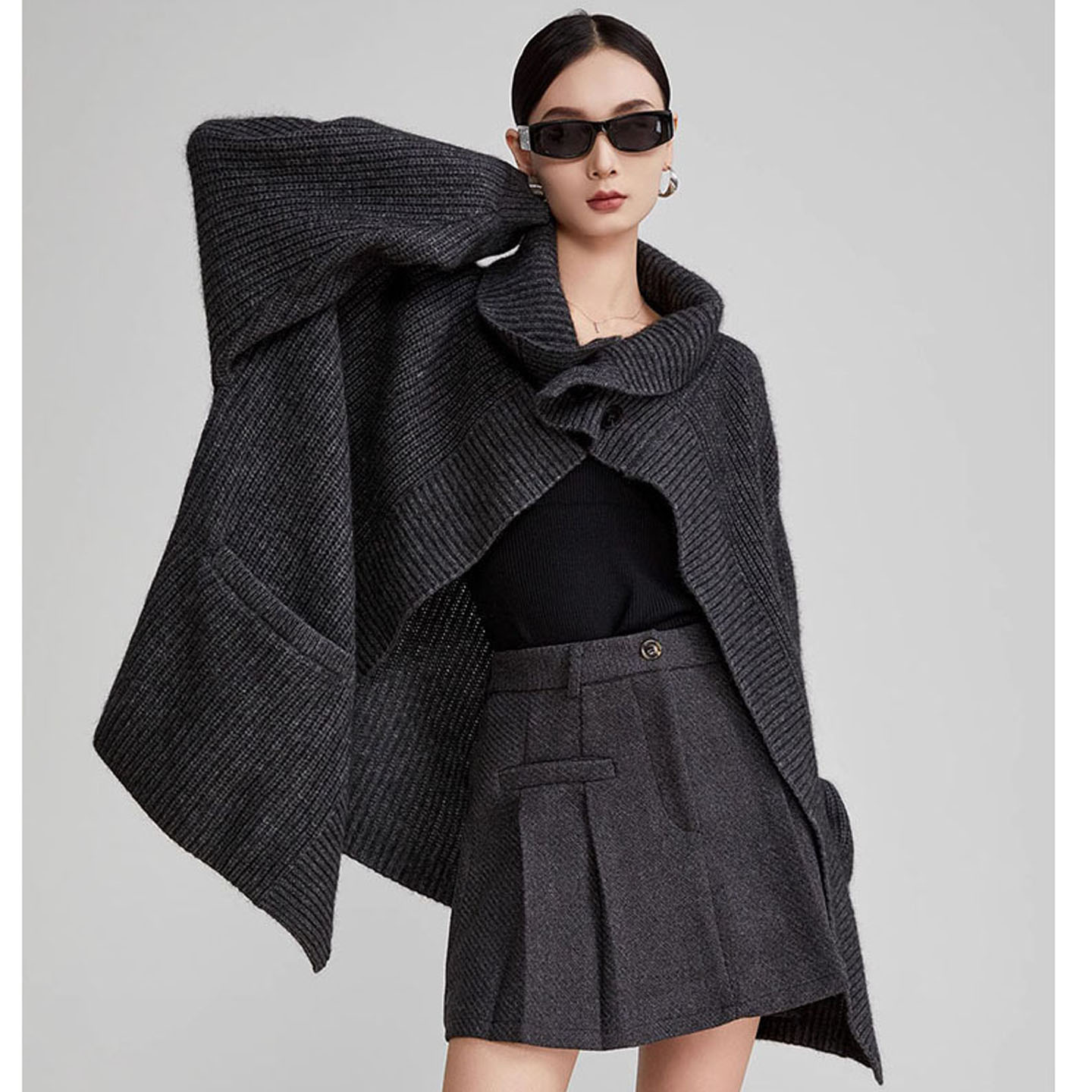 强推随性慵懒氛围_全羊毛温暖加厚極简老钱宽松中长款大开衫外套