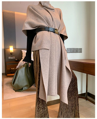 可盐可甜高领开叉套头针织衫披肩