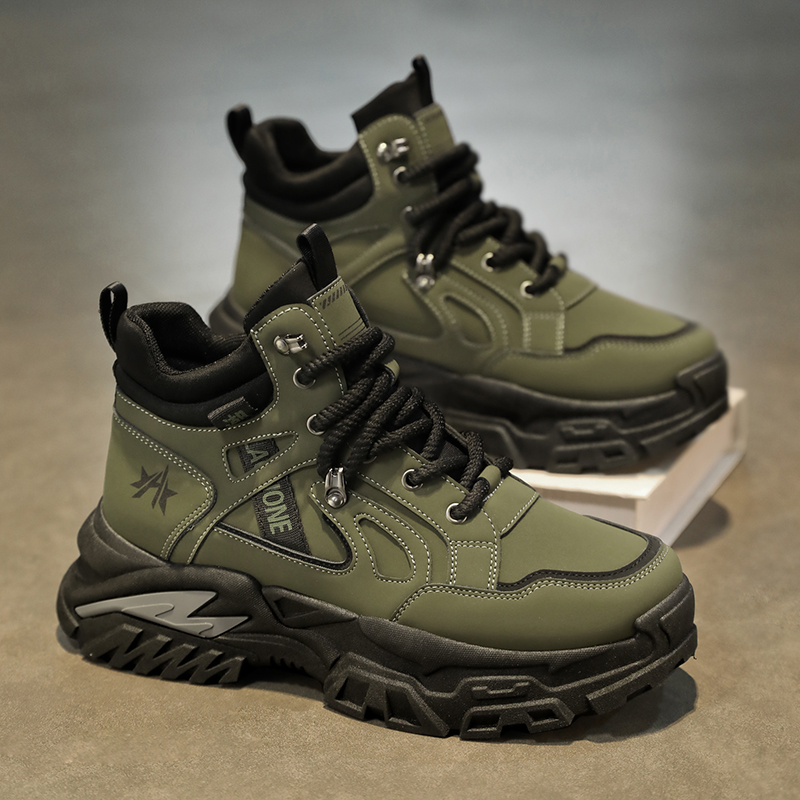 高帮男鞋冬季皮面厚底防滑工作马丁靴户外登山运动休闲轻便工装靴
