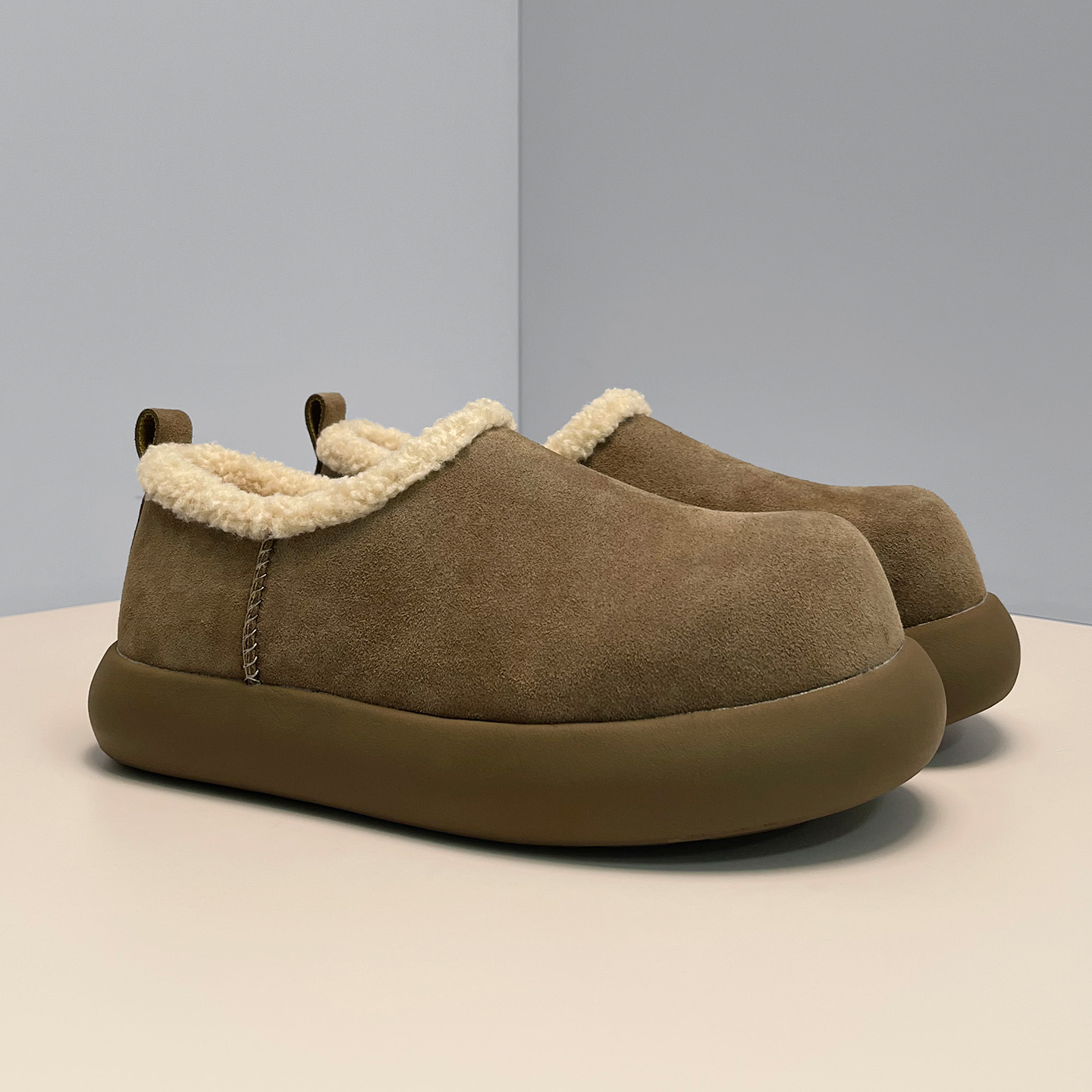 雪地靴男款冬季加绒加厚保暖棉鞋皮毛一体防滑防水反绒皮面勃肯鞋