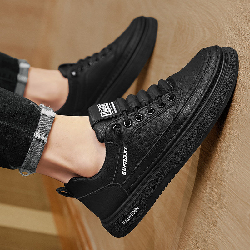 男鞋春季一脚蹬黑色皮面防水上班工作休闲鞋男士轻便软底运动板鞋