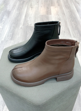 冰洁2023秋冬新款女鞋真皮圆头低粗跟后拉链薄绒百搭马丁靴68076