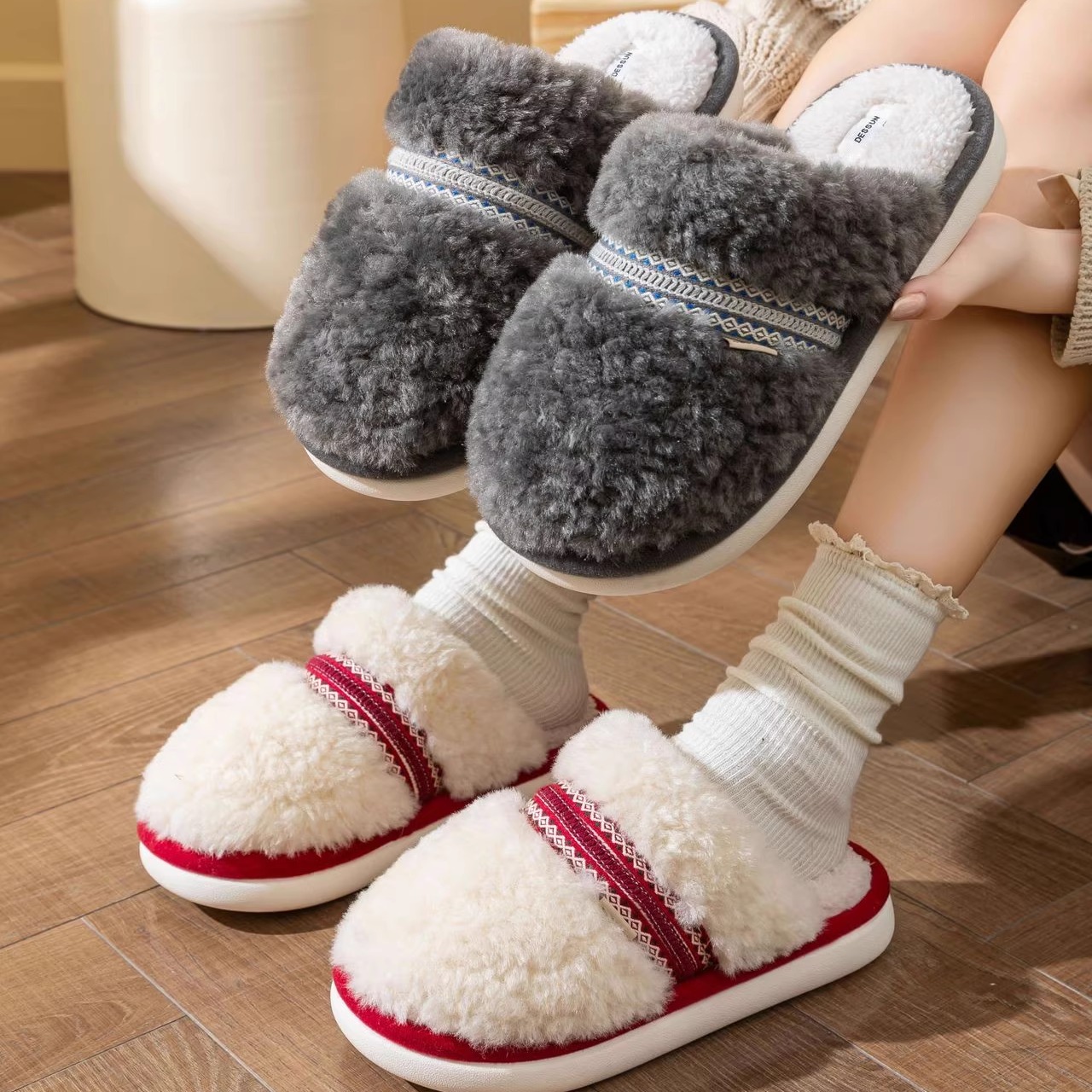 复古高级感毛毛拖鞋情侣2025冬天室内居家保暖加绒加厚棉拖鞋男女