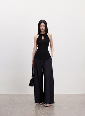 PEMPL·黑色修身水滴领针织背心女外穿设计感绝美挂脖无袖小上衣