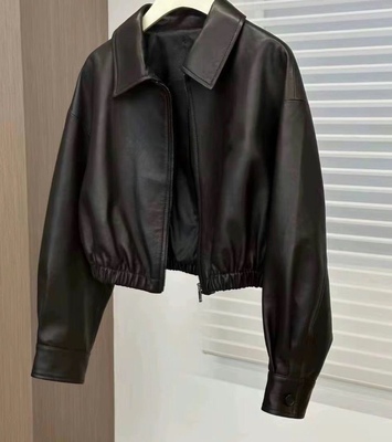 高档欧货绵羊皮2024春季新款小众设计感黑色方领皮夹克真皮短外套
