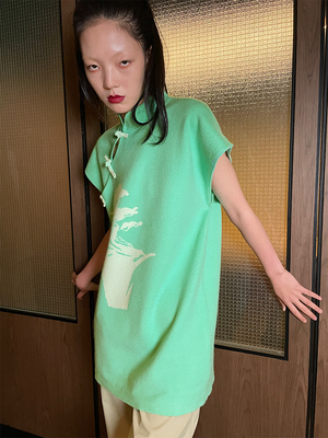 国风旗袍扣雪松剪影羊毛背心原创