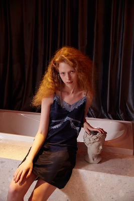 原创设计不对称拼接天丝镂空蕾丝