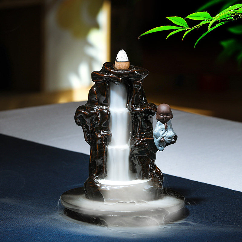 普云 顺风顺水瀑布香炉 观赏倒流香炉 创意陶瓷塔香摆件锥香炉属于什么档次？